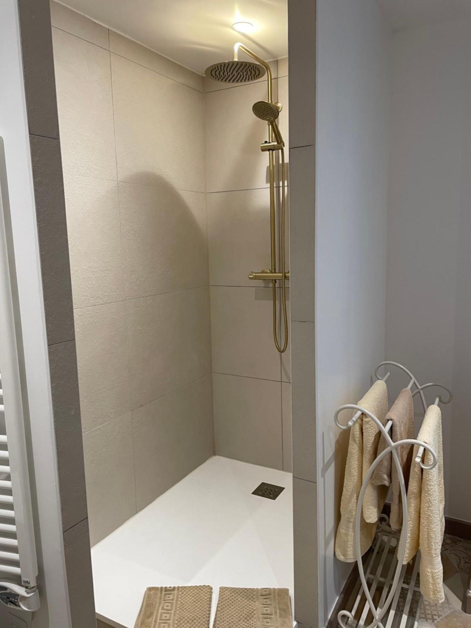 Au P'Tit Nid Douillet Apartment Guines ภายนอก รูปภาพ